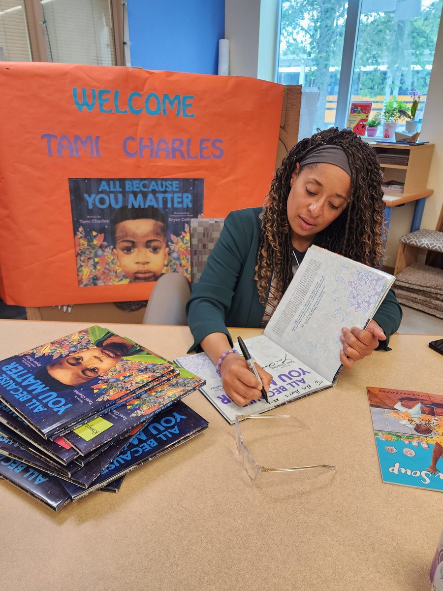 All the Books w/Mrs. Schneider📚🌻 tweet media