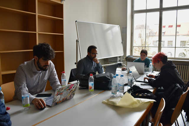 DataFestGermany's tweet image. 🌟 Meet &quot;The Likelihooders&quot; from Uni Mannheim - a driven team of master&apos;s students in political science! They&apos;re here at #DataFestGermany to showcase their skills and passion for data. Can&apos;t wait to see what they&apos;ll achieve in this event 📸🎓📊 #Datafest2023