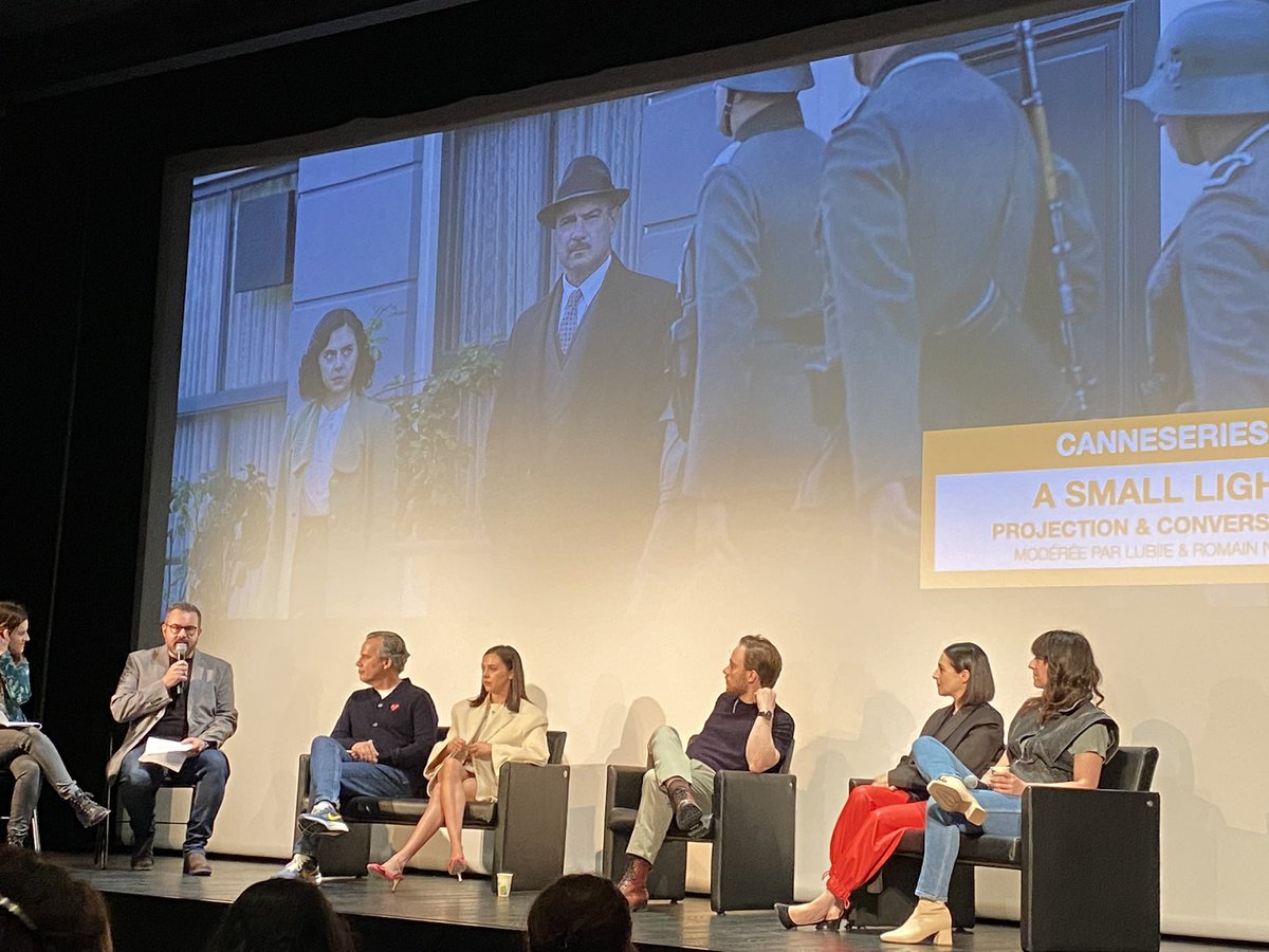 Panel #UneLueurdEspoir <a href="/NatGeo/">National Geographic</a> 
<a href="/DisneyPlusFR/">Disney+ FR</a> le 2 Mai <a href="/CANNESERIES/">CANNESERIES</a>