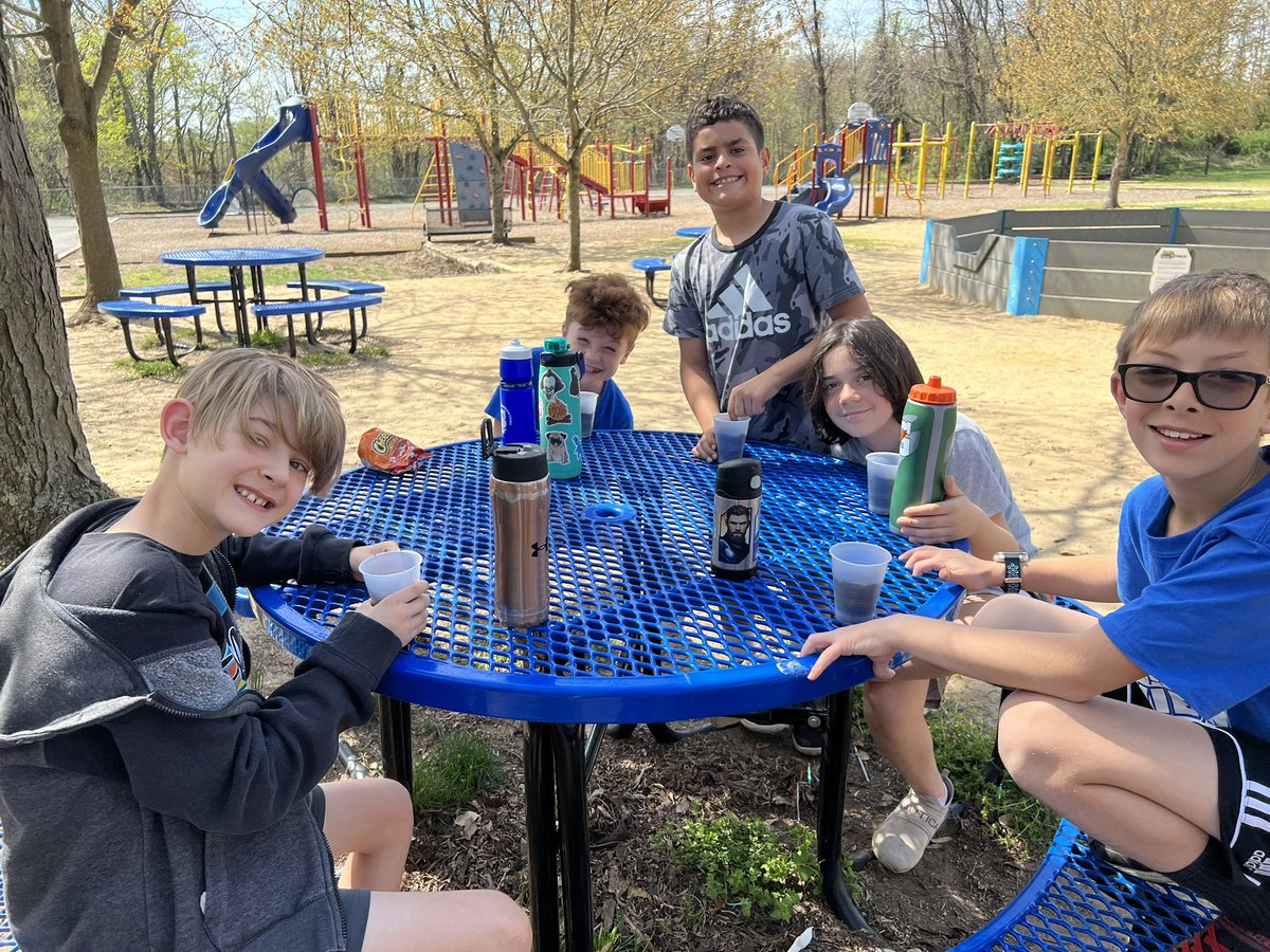 Mrs. Devlin tweet media