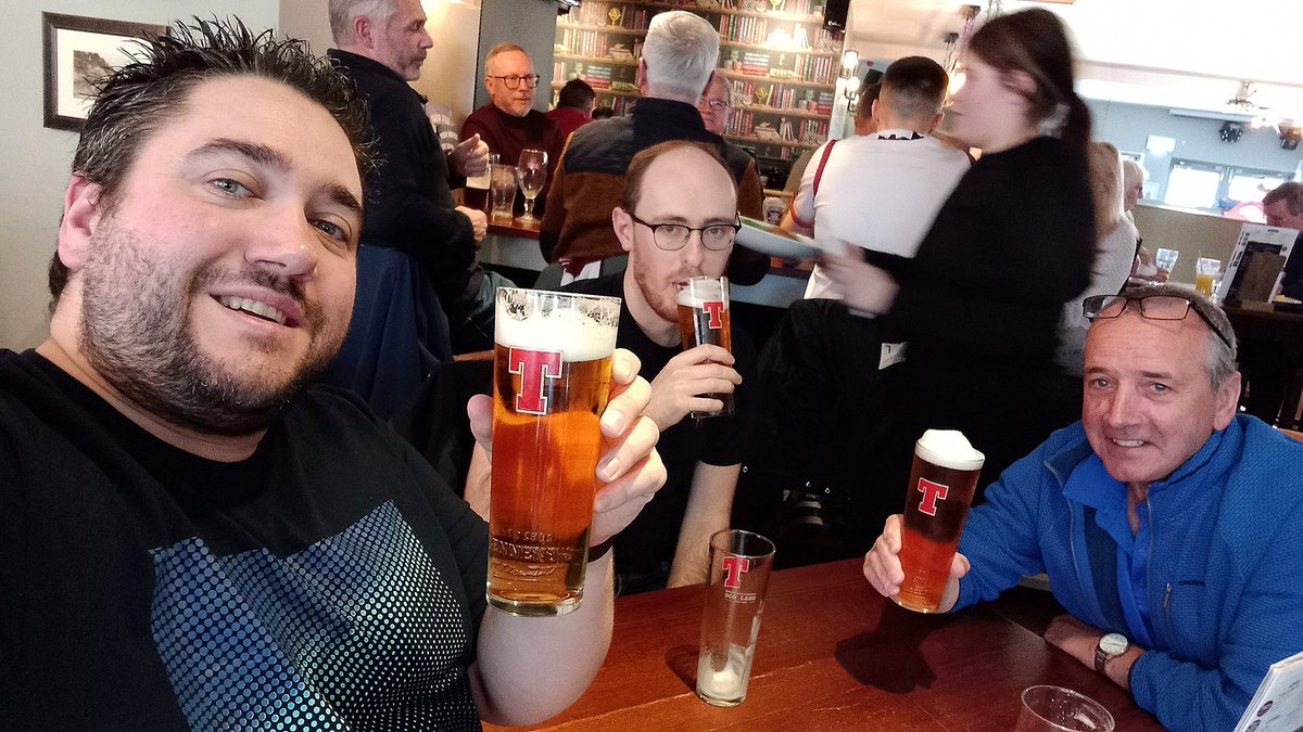 gavin_321's tweet image. 4 games left of the current season! At home to Arbroath today so even a draw would confirm 7th place! Having a few Tennents in preparation for the win! 😁🍺⚽️ #tennents #exchequer #montherovers @ChrisFevre