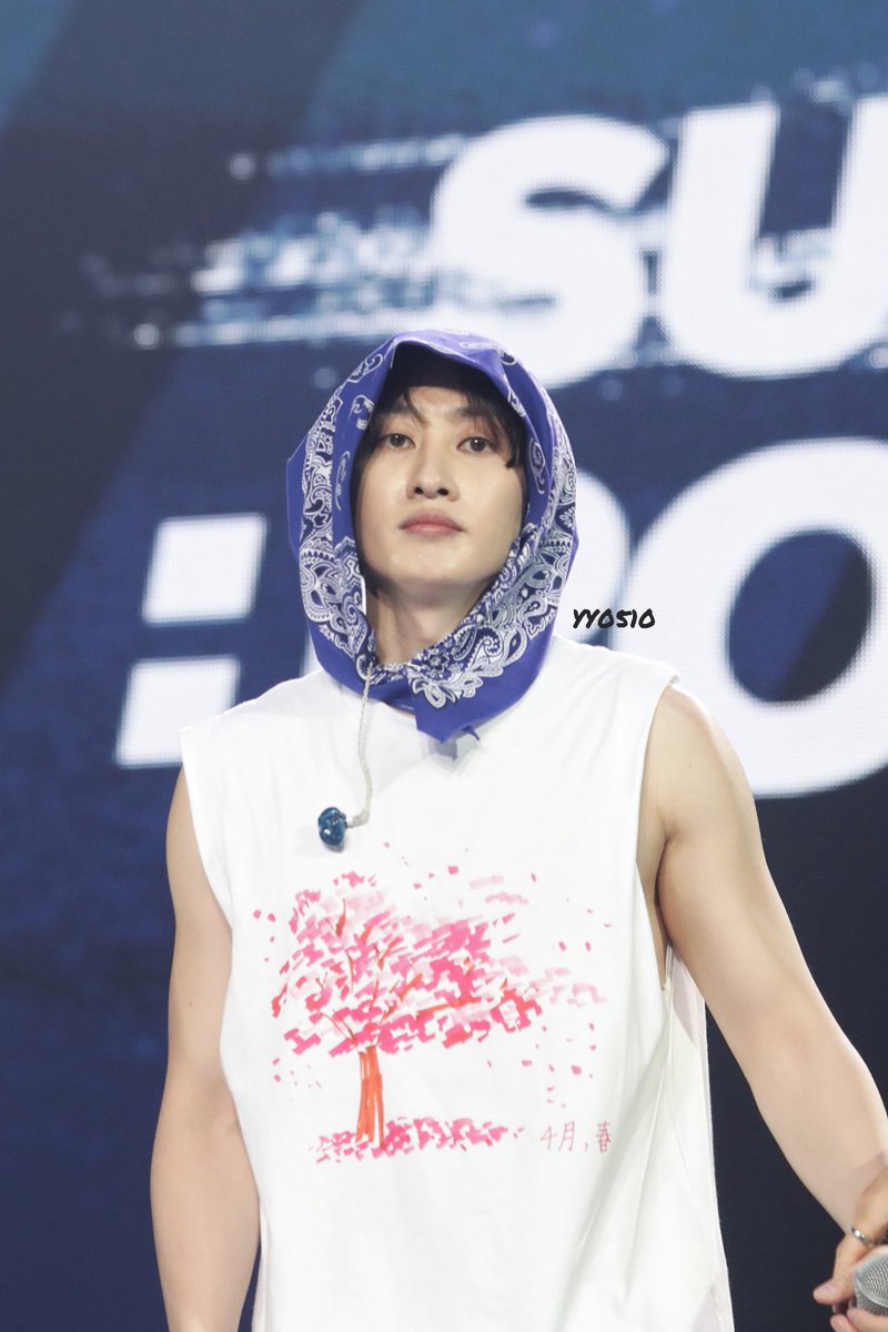_yy0510's tweet photo. 230415 슈퍼쇼9 앙콜

🥰🫶🏻

#은혁 #EUNHYUK #이혁재 #银赫
#슈퍼주니어 #SUPERJUNIOR
@AllRiseSilver https://t.co/WPPKZCSqT1