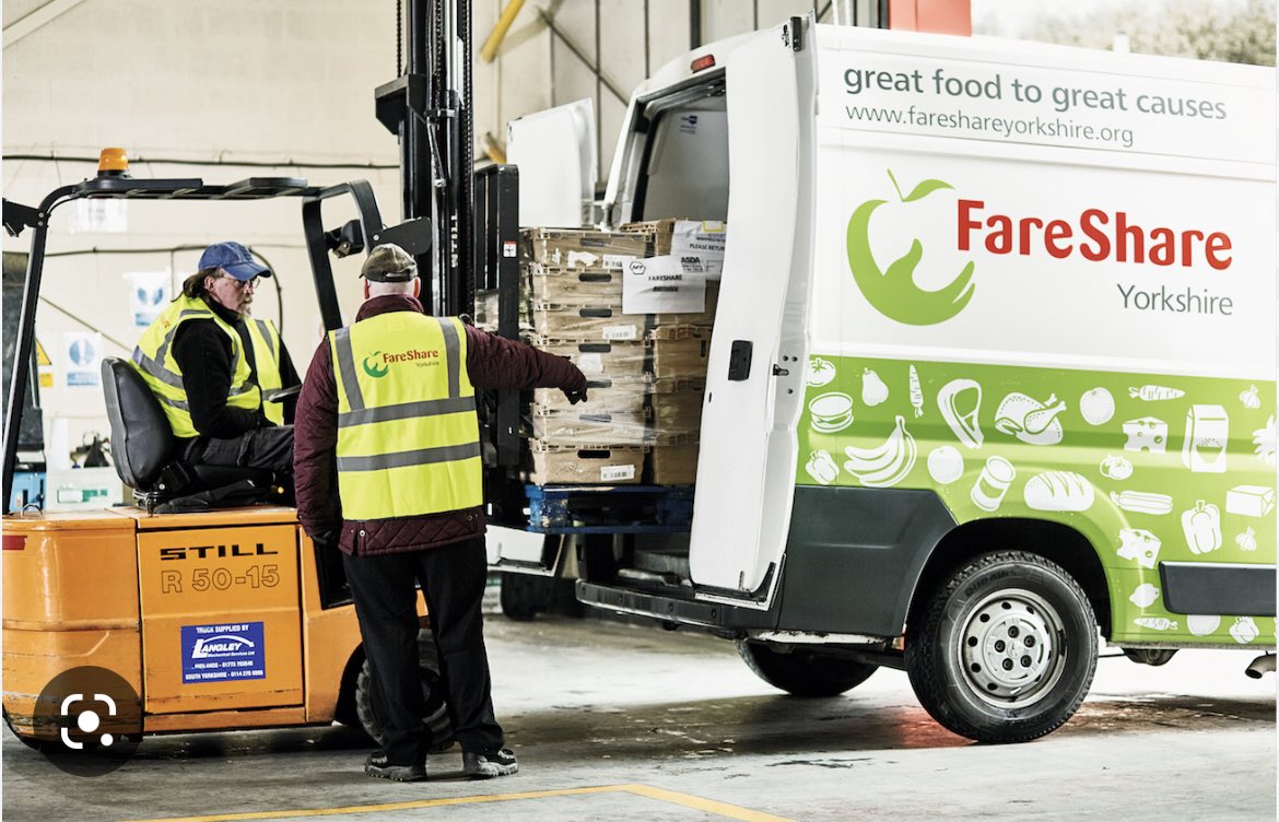 Thank you @FareShareYorks for this weeks food bank donation. Our food bank is open every week Fridays 9-11am here at Manorfield Hall, Newhall Road, Belle Isle, LS10 3RR #EndFoodWaste #FeedingTheCommunity #Support #Community