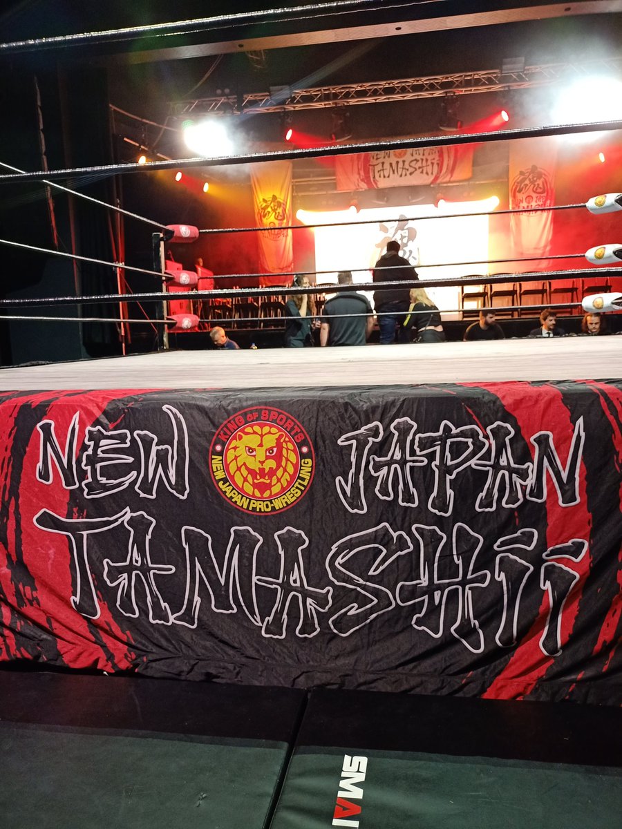 BrentDelivine's tweet image. #NJTamashii featuring Robbie Eagles, Hirooki Goto, and Shingo Takagi.