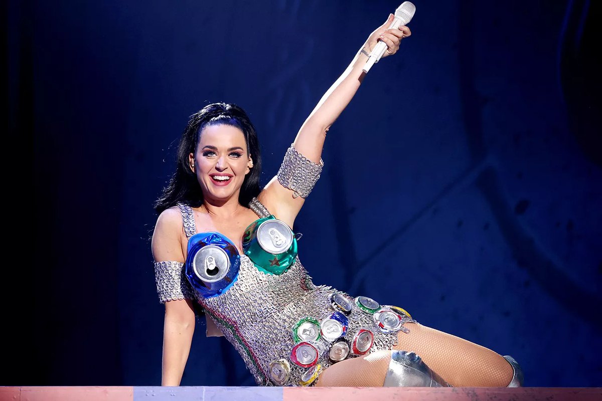 hotgosipnewz's tweet photo. Katy Perry Says She's 'Due' for a Tour After Las Vegas Residency
#Hotgossipnewz #KatyPerry #Tour #LasVegas #Residency #Concert #MusicalTour #Singer
https://t.co/XDb1B0AB1m https://t.co/XEPKJxIrZB