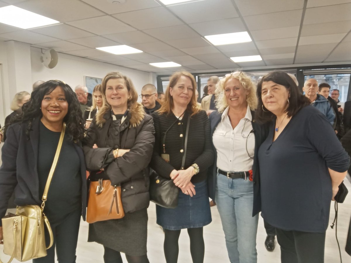 Michele, Agnes, Beatrice,Camille et moi Vendredi 14 avril 18h30 au siege Copines et militantes