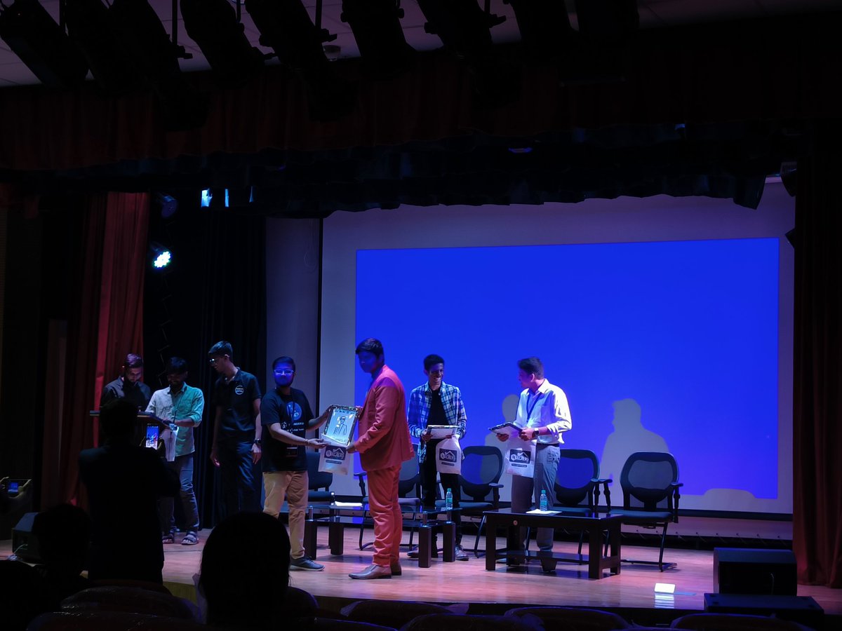 npm_loke's tweet photo. It was a great experience attending my first ever blockmeet in IIIT RANCHI @nomoex_in @FoundershipHQ @devs_dungeon @_houseofhackers @Web3Jh https://t.co/JUi6oCo1Z4