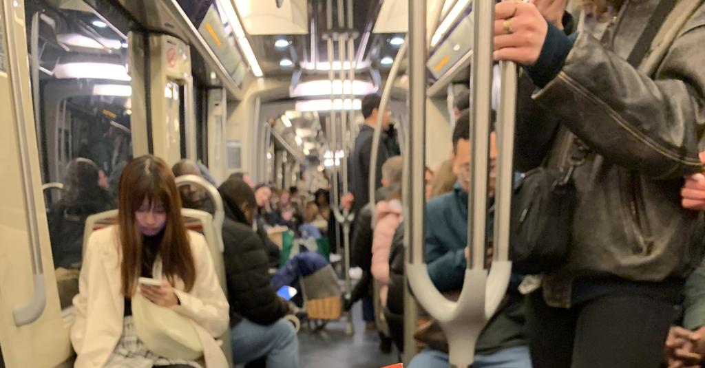 2002mohm's tweet image. Good evening guys ☀️