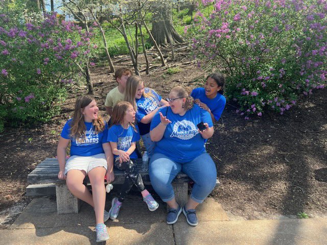 North_Tweets's tweet image. North 4th graders took a trip to see the Capitol and the Governor’s Garden. #PRoud2BNorthies #WeAreElementary ￼