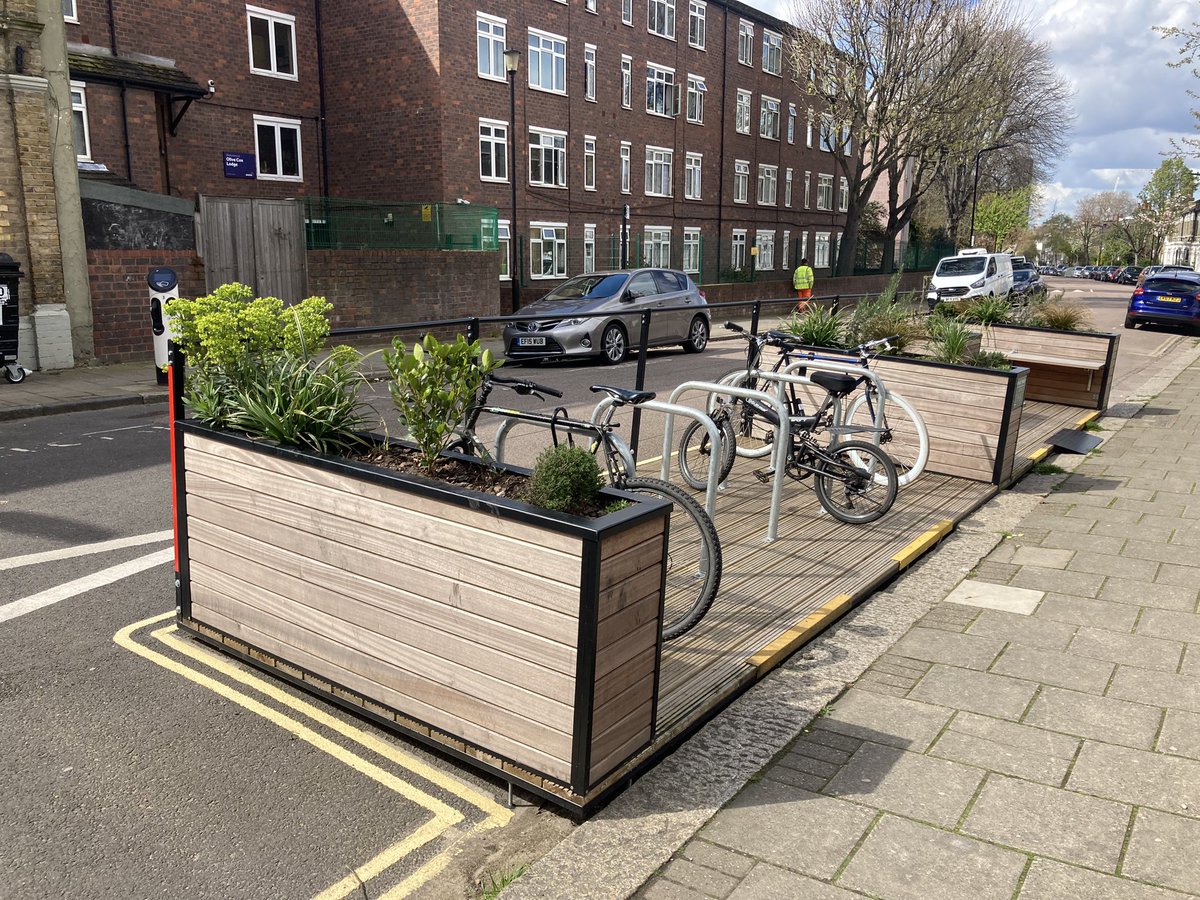 Parklets and filters in Stoke Newington