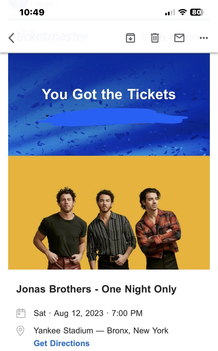 JenMcGann's tweet photo. When your sister is at the @Yankees game last night and sends you this. See you August 12 @jonasbrothers !! Can’t believe we got tickets this week. I can’t wait to for this night!! @joejonas @nickjonas @kevinjonas @yankeestadium https://t.co/8Fiiew5bh5