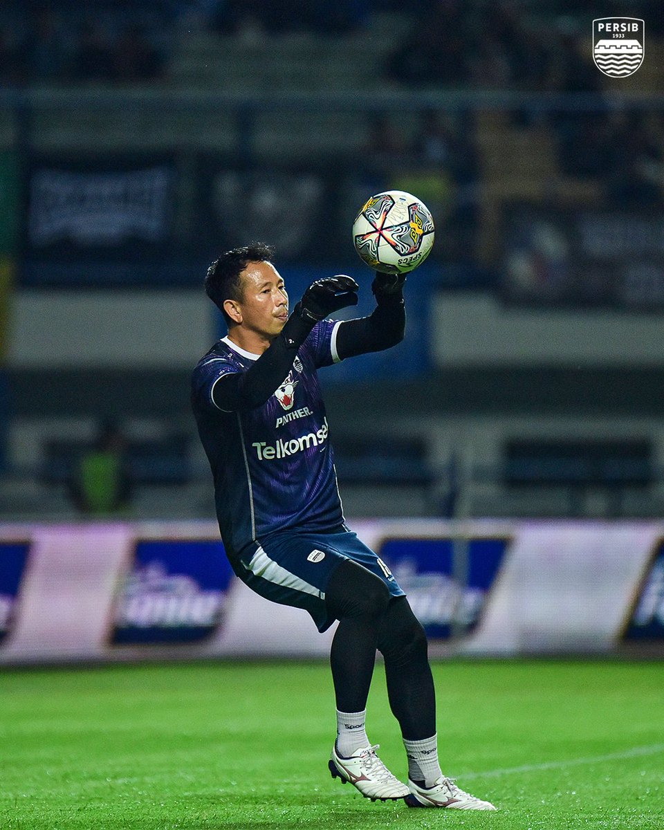 persib's tweet photo. Persiapan terakhir π₯
#PERSIBDAY #PERSIB #MadeDay https://t.co/DMUELItMdV