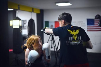 UpdMayichii's tweet photo. 📸 | Mayichii vía Instagram:
"Siempre habrá quien diga que no eres capaz, pero que eso te de más rabia para no rendirte nunca
Gracias @/first_roundboxing y a @/dzrh20 por entrenarme tan bien y a @/neburampi por las fotos ☺️". https://t.co/VZdNvA3brg