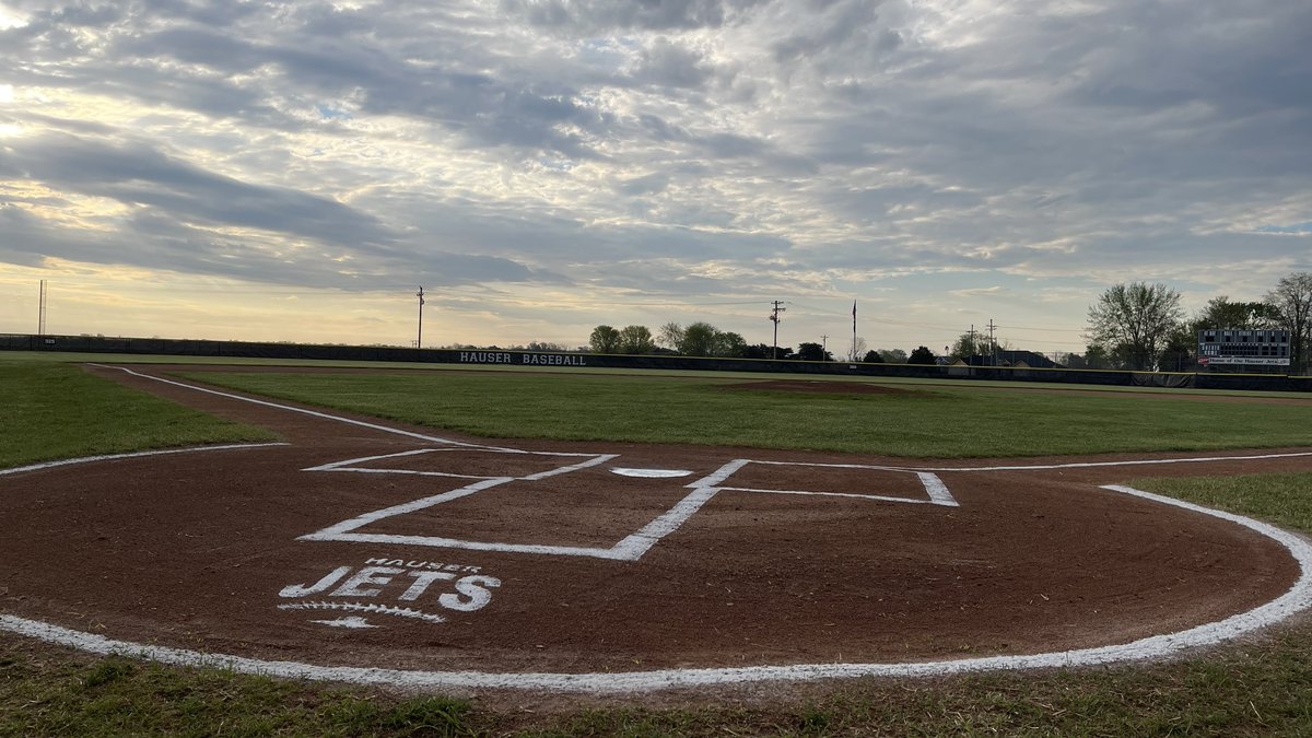 Beautiful morning for some baseball!!
Hauser vs Lawrenceburg Game 1
Lawrenceburg vs Brownstown Central Game 2
Hauser vs Brownstown Central Game 3. 

All games will be LIVE streamed on the Hauser Athletics YouTube. 

#JetsBaseball2023