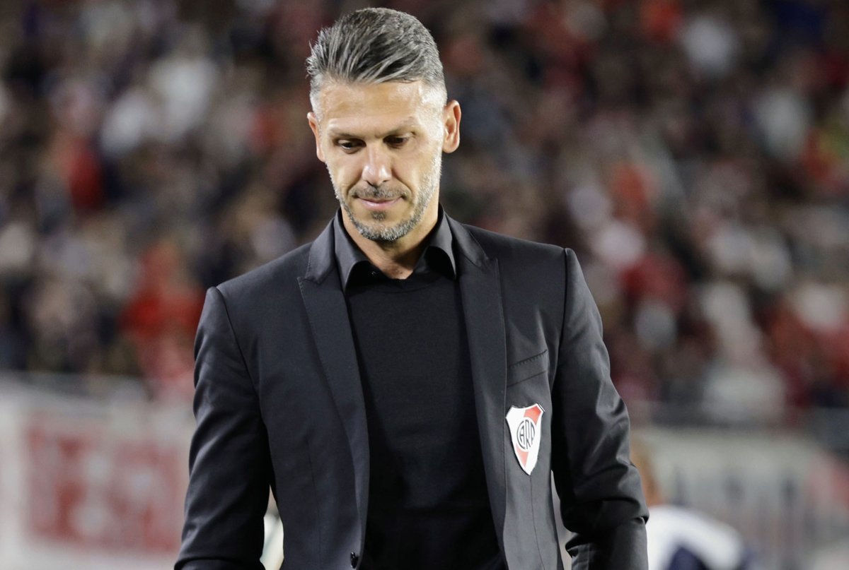 Ustedes a veces se ponen a pensar en contextos? Este tipo dejo todo lo que tenía en Alemania para venir a dirigir a River, se vino a Nuñez con la esposa y los hijos solo para cumplir un sueño, es imposible no estar en su barco, son cosas que se tienen que valorar mucho.