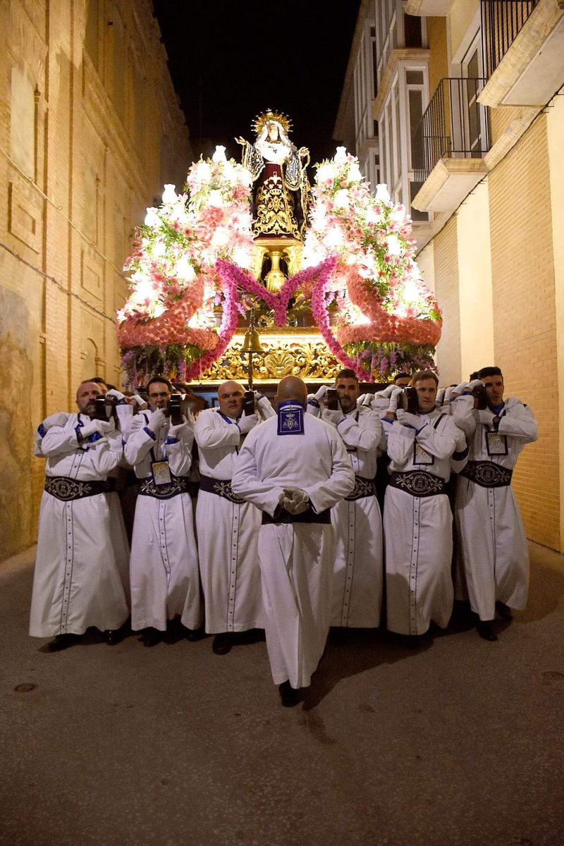 Ppdolorosa_'s tweet photo. La Madre Dolorosa llegando al encuentro con su hijo

#semanasantacartagena
#Marrajos
#lapequeñica
#virgendolorosa
#viernessanto https://t.co/NRywnn0yNd