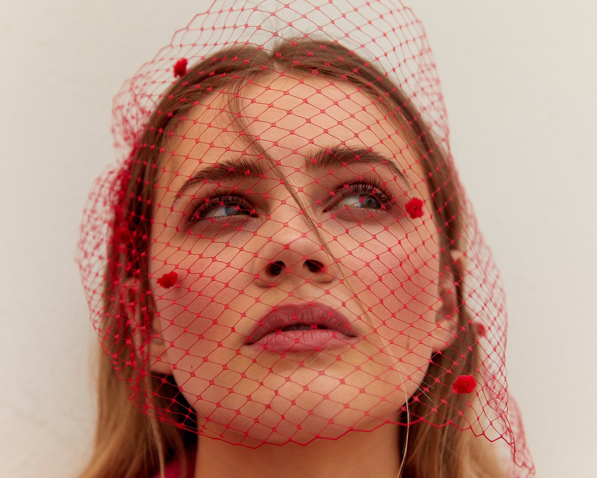 HJDailyBR's tweet photo. Face card never declines! — Novas fotos de Josephine Langford para o photoshoot da Schon Magazine. ❤️‍🔥

@Ideas2No via Twitter. https://t.co/RrBMsAOIGH