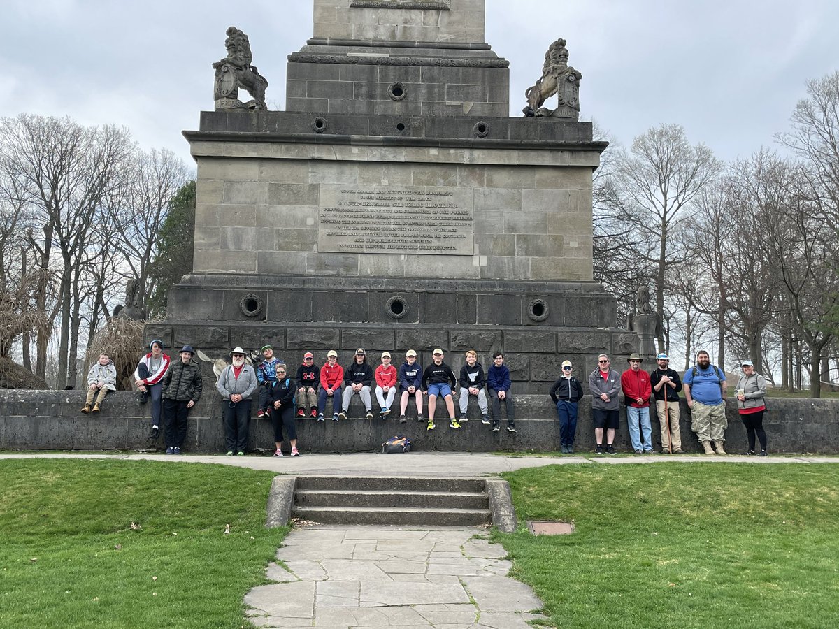 BryceHonsinger's tweet photo. @RankinCancerRun We have started our Rankin Run hike from Queenston Heights to Fort George. Our team, The Wetaskiwin Warriors,has raised $650 for the run! Very proud of our team! https://t.co/lv6vbs4eEz