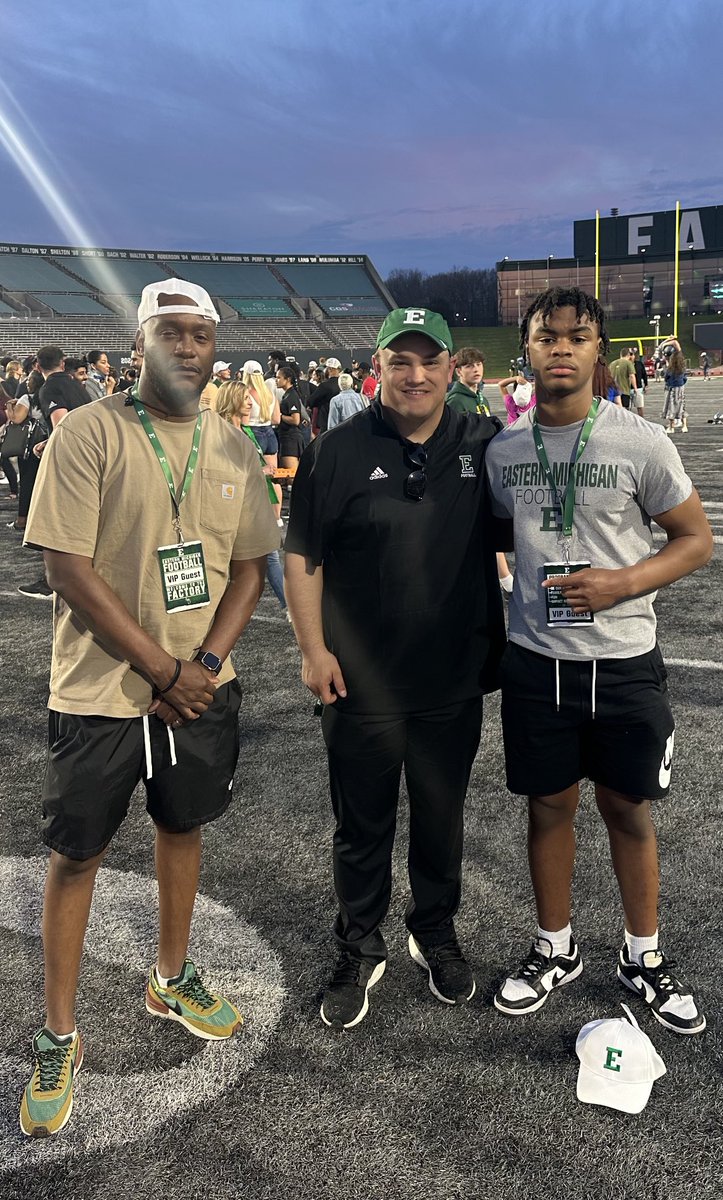 Action_JACK_'s tweet photo. FAMILY x FOOTBALL 🏈 David Jr. received his Bowl Championship Ring and had his Spring Game yesterday. Derrick is officially on EMU radar as a recruit. They’re both so deserving of everything! 

#EMUEagles #ETOUGH #casstechfootball https://t.co/XQ78SQuc4h