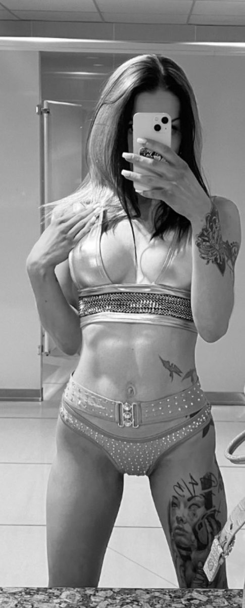 _audreyvana's tweet photo. https://t.co/ssKT9W0Zi9 #hardbodybabe #muscleslut https://t.co/LK0iqLxKEw