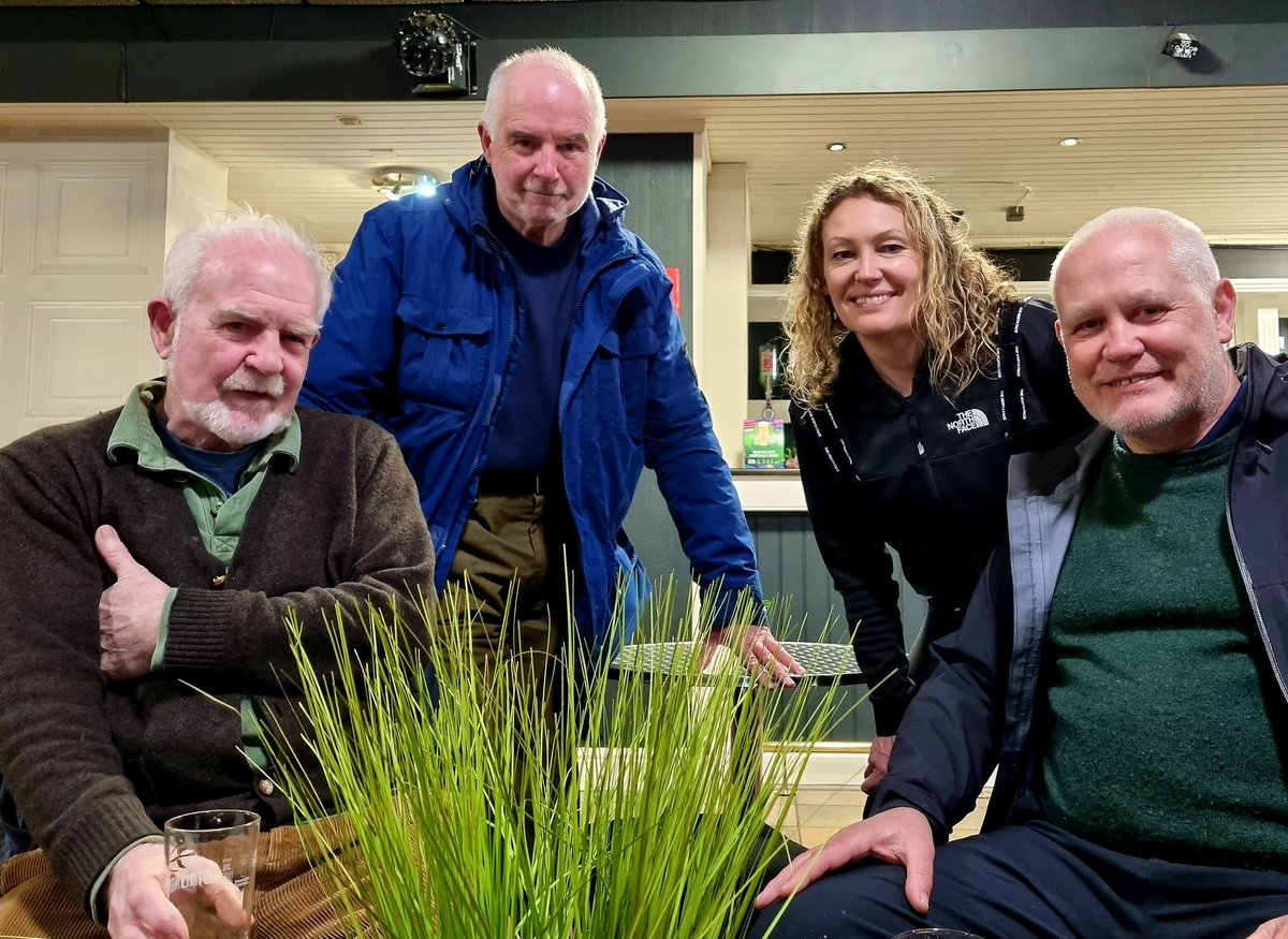 Enjoyable and informative walk and talk on Ancient Woodlands and St Helena's last night with June and John Finnan of <a href="/FOStJohnsWood/">Friends of St John's Wood</a>. 
 #Knutsford <a href="/KnutsfordTown/">Knutsford Town Council</a>