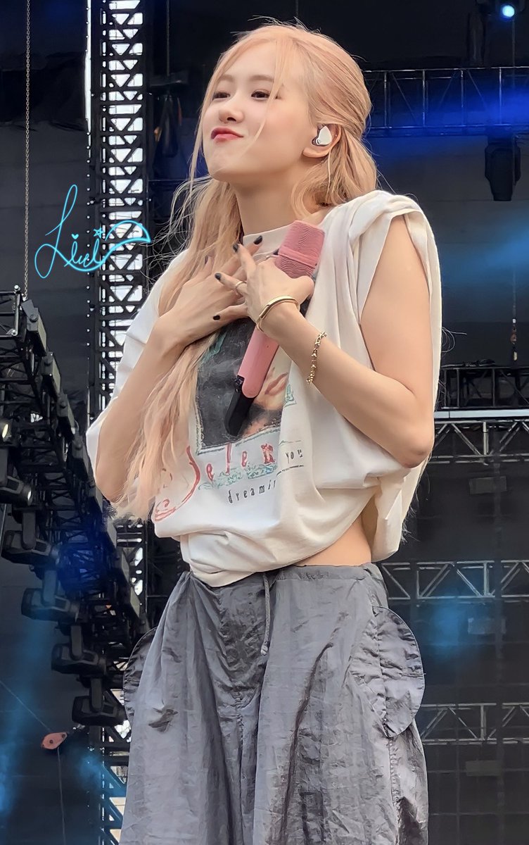 Fl chéo nha mn
#ROSÉ