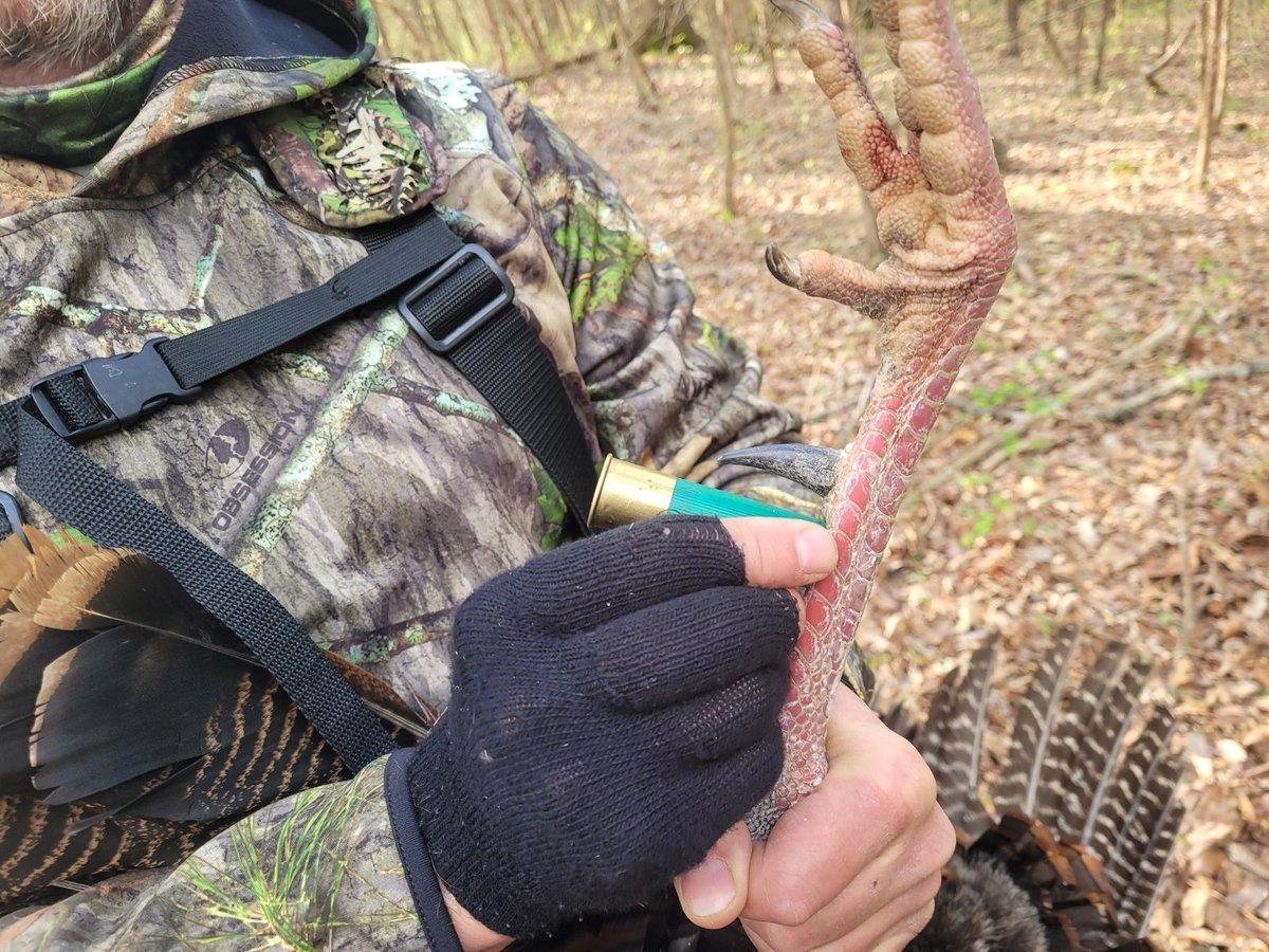 MarkAllenWilso5's tweet image. Pulled a double opening day in Kentucky 💪🏻