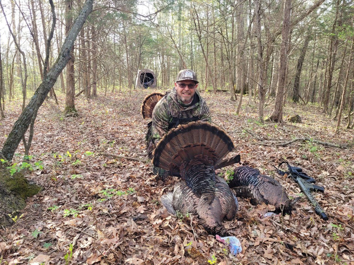 MarkAllenWilso5's tweet image. Pulled a double opening day in Kentucky 💪🏻