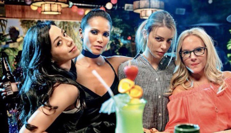 These four #beautifulladies know how to turn up the heat 🔥🔥🔥 on #SexySaturday.  Who you gonna call ☎️?  #BloodyHell Ladies of #LuciferNetflix 😈😈😈 that’s who.  😜