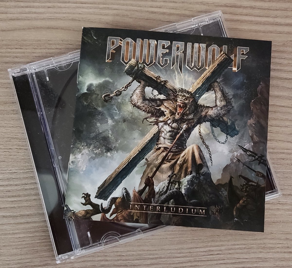 ale_rimoldi's tweet photo. #NewMusic #Powerwolf #Interludium #NowPlaying 🤘 https://t.co/fq6j5qQx3I