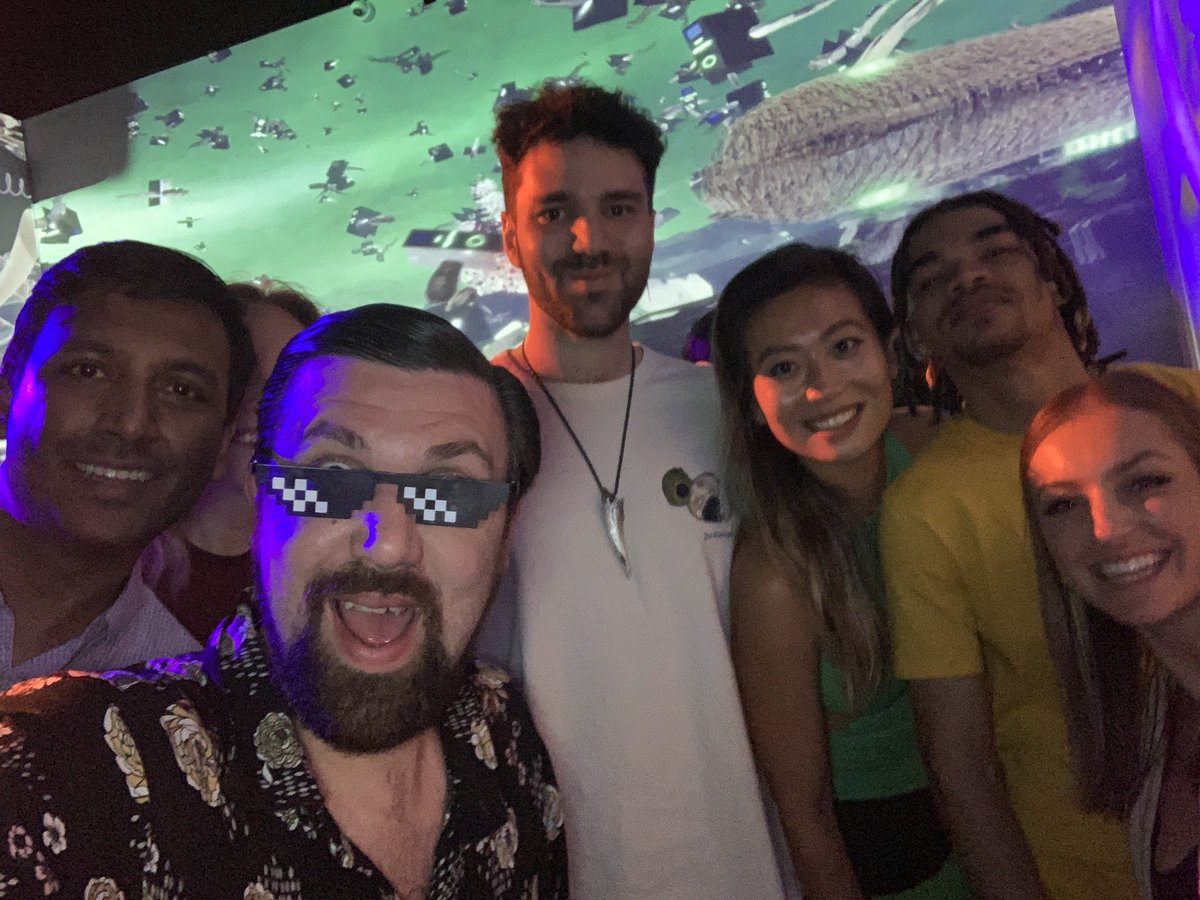 GM! 🌞 ☮️ ❤️ 🎶 🎉