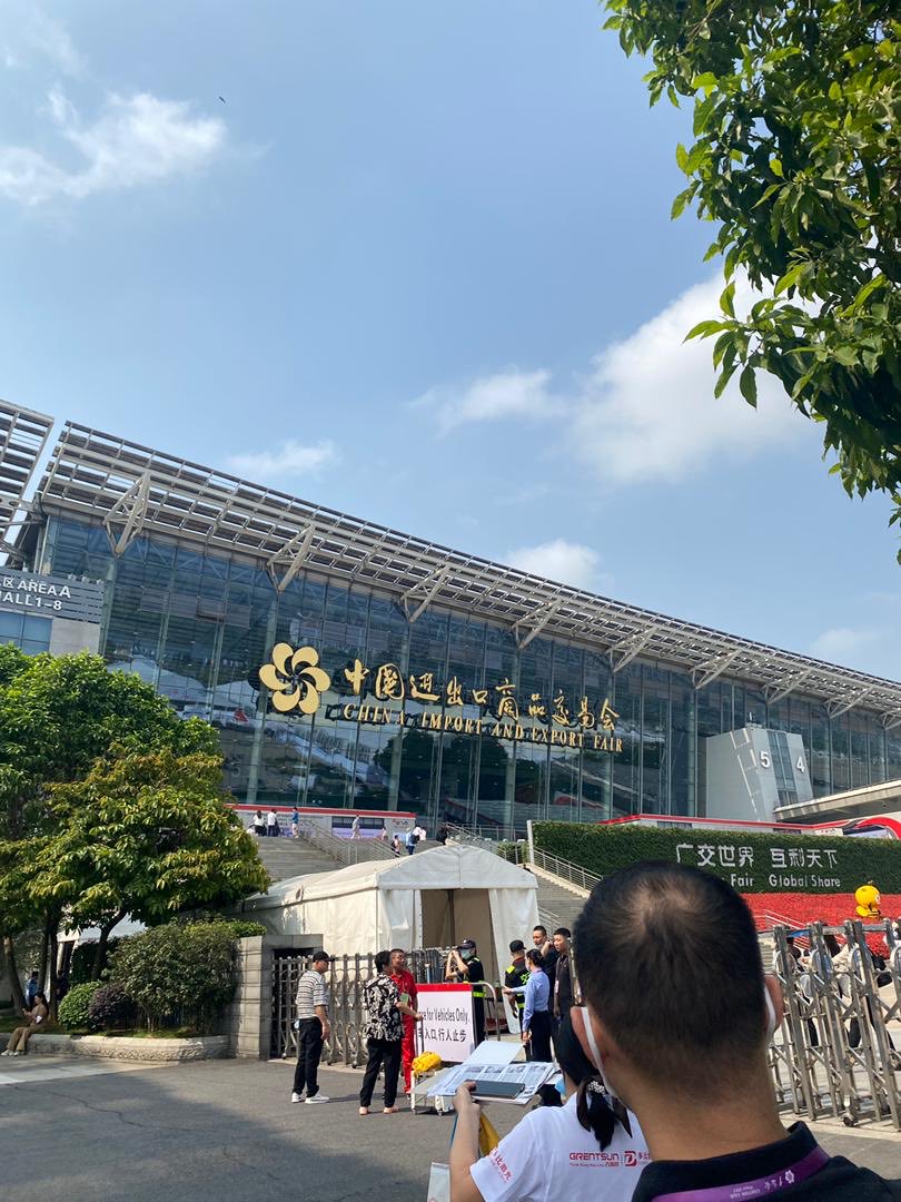 CallMe_AmyL's tweet photo. The 1st day of Canton Fair!
Come and have a talk on our booth! https://t.co/yM2YGjw9ff