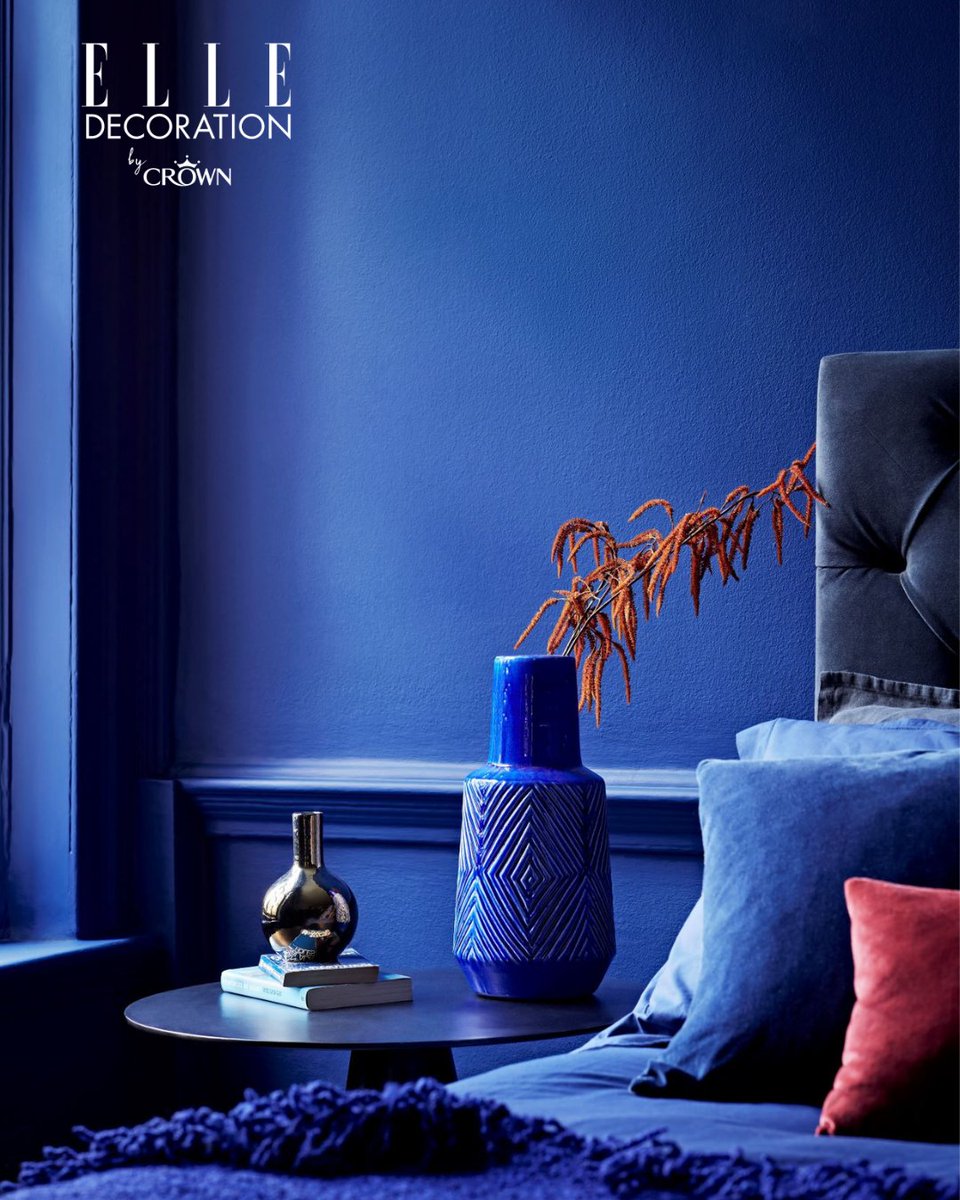 💙 How stunning is the colour 'Into the Blue' from our Elle Decoration range? 

💙 'Into the Blue' is part of the 'Drift' palette, which features shades that start up at the ocean floor and rise up to a light breeze. Carelessly adrift, these hues evoke quietude and calm.