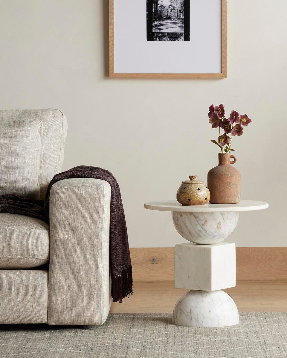 clutch_modern's tweet photo. Upgrade your space with chic, multi-functional decor side tables that look stunning! 💫🏠 Add some personality and charm to your interiors with these essential pieces. #HomeDecor #SideTables #InteriorDesign #modern https://t.co/4El4URaGpQ