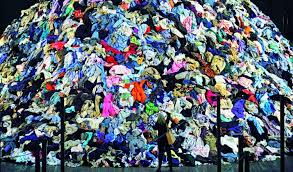 #ElMejorDíaDeLaSemana
Ropa circular: en Rosario comienza a vivirse un fenómeno en galerías. 
<a href="/JAleart/">Juan Pedro Aleart</a> y <a href="/agos_cialdella/">Agostina Cialdella</a> entrevistan a Jesica Pullo <a href="/Fash_RevArg/">FashionRevolutionArg</a>
"Circular significa que no es lineal, luego de ser usado ingresa otra vez al sistema comercial"