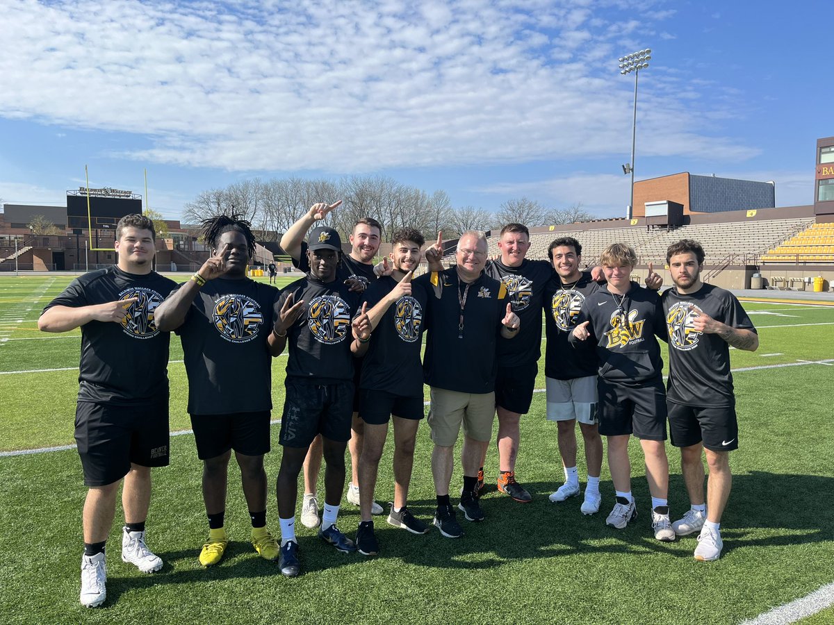 CoachHilvert's tweet photo. Congratulations to the Spring Challenge 2023 Winners NIGHT SHIFT! #GreatEvent #WeAboveMe https://t.co/tOrjRlMpgk