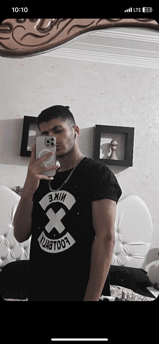 _yonder2's tweet image. بابا.                                  پسر بابا