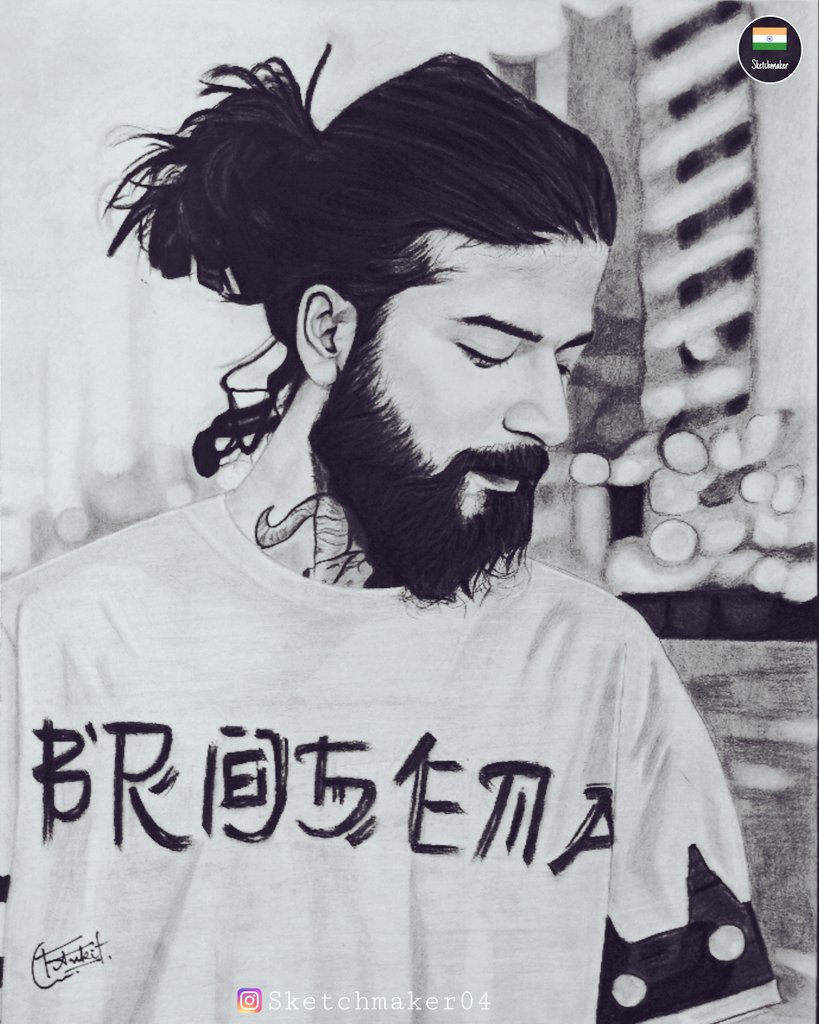 sketchmaker04's tweet photo. Sketch of one of the best #motovlogger of India @TheUKO7Rider 
#sketch #art #ArtistOnTwitter #artist #drawing #anuragdobhal #uk07rider #YouTuber #influencer #brosena #sketchmaker04 https://t.co/9KkprmLbFQ