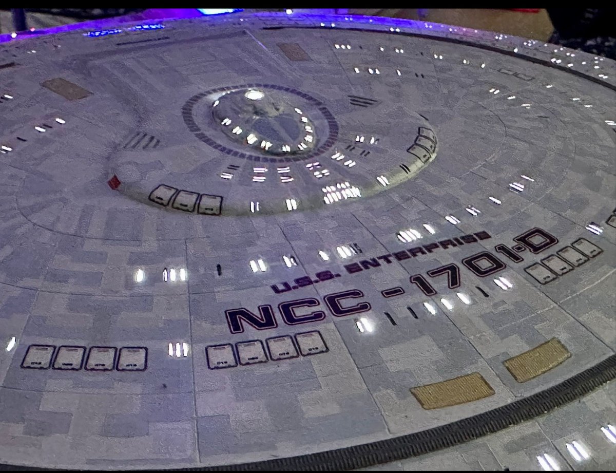 JJModelMaking's tweet image. Oh yes. She&apos;ll fly...
#StartrekPicardSeason3 #Ussenterprised #Galaxyclass