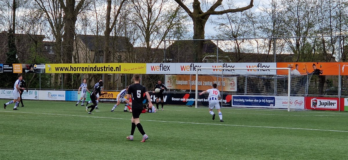 84. <a href="/AZuidarnhem/">ASV_ZuidArnhem</a> maakt de 0-1 #lieasv