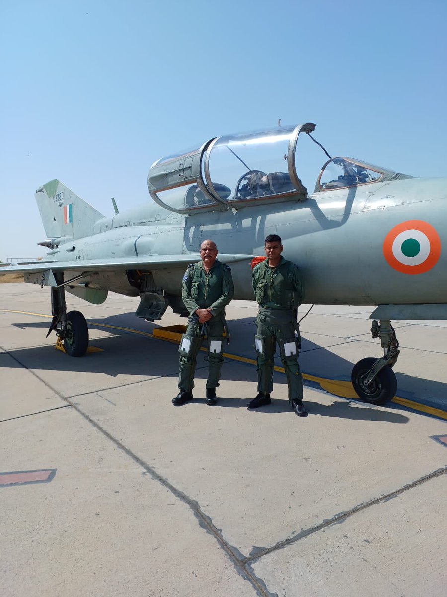 SWAC_IAF's tweet photo. #AirMarshalVikramSingh #AirOfficerCommandinginChief South Western Air Command #SWAC visited #AirForceStationUttarlai on 14-15 Apr 23. #AOCinC was briefed about the current operational situation. Air Marshal flew one sortie in the #Mig21 aircraft. https://t.co/EerR5BTBXL