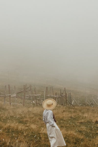 4everglade's tweet photo. "Do not lose yourself trying to love someone else. It is better to be alone within yourself than to feel lonely within the home you  built inside of another human being."

- The Strength in our Scars, Bianca Sparacino https://t.co/8G47WjPhX4