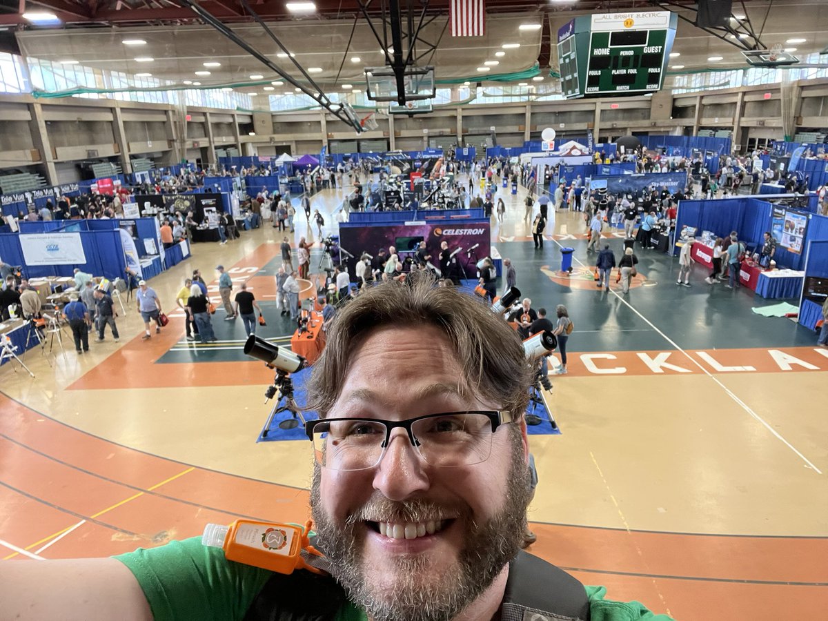 UrbanAstroNYC's tweet photo. Finally arrived at #NEAF! My happy place 🤩
#NEAFPosse https://t.co/stZPLo7mN1