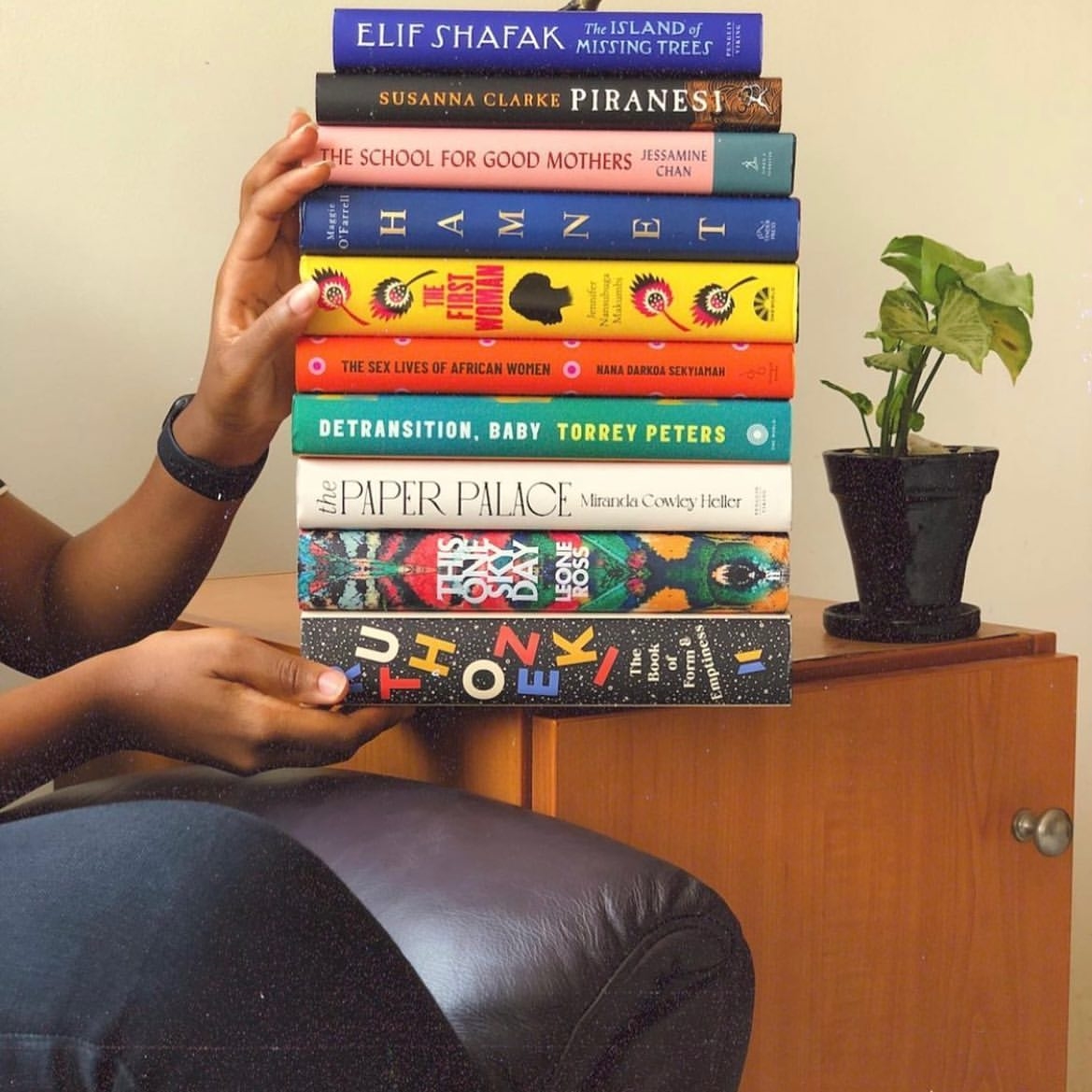 #BookLovers We love a good bookstack photo 😍••Make sure to tag us in your book collection pictures/videos! We love to see them 😍••📸: @the.eworm #thebookjoint #blackpeopleread #writer #poet #poetry #blackauthor #blackauthors #blackauthorsmatter #africandiaspora #bookstag