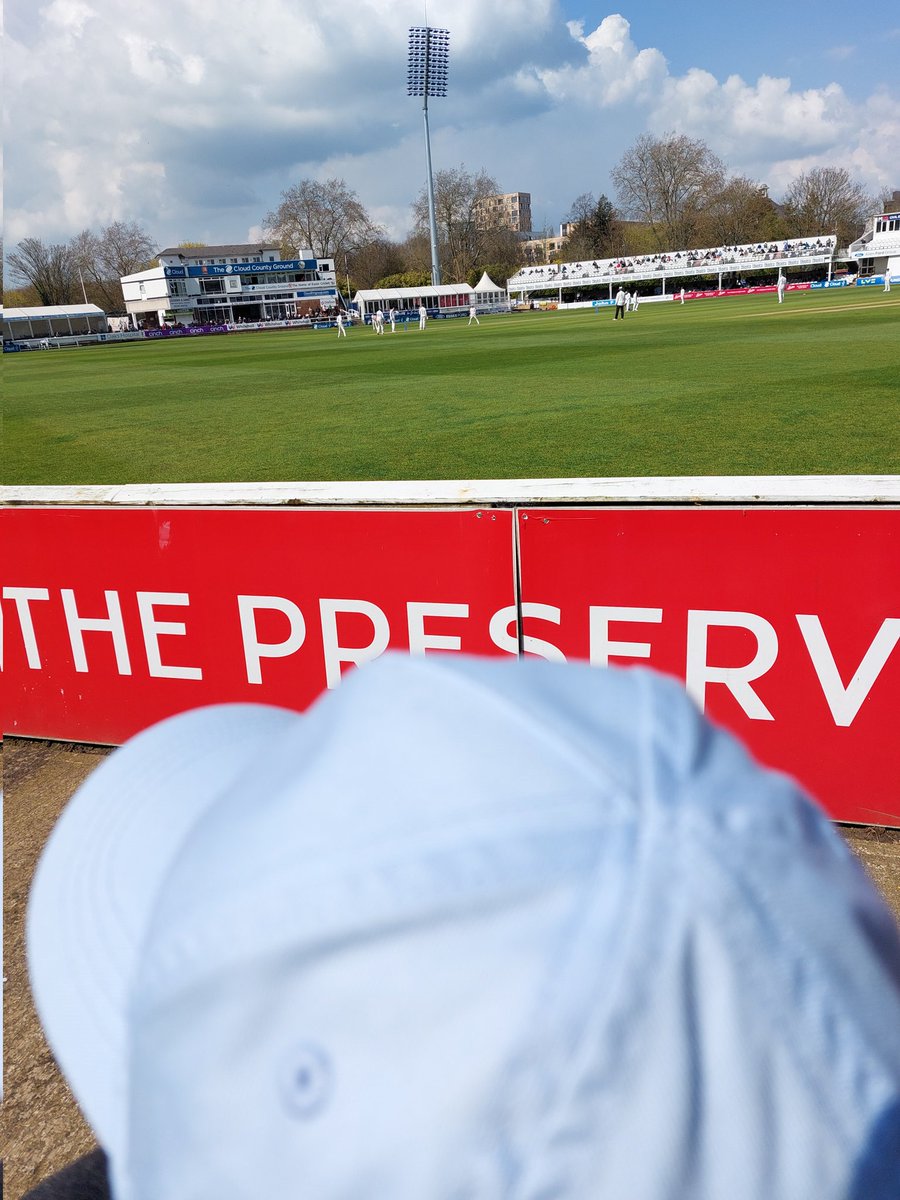 Taken the boy for his first match down @EssexCricket, hoped we might catch a glimpse of Jimmy bowling but looking unlikely at the moment...currently hoping a Harmer appeal doesn't wake him from a much needed nap! #tailendersoftheworlduniteandtakeover