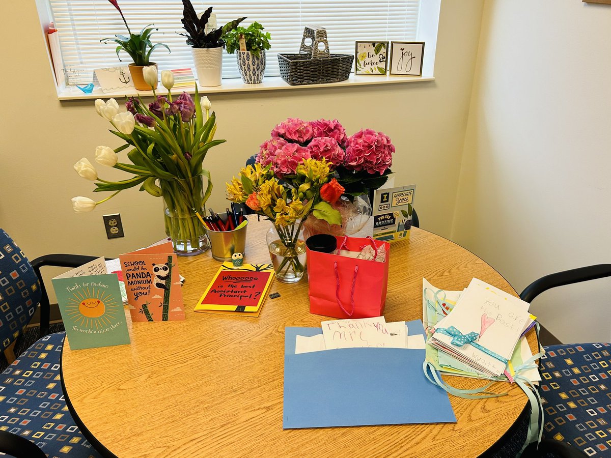 Angela Griffin tweet media