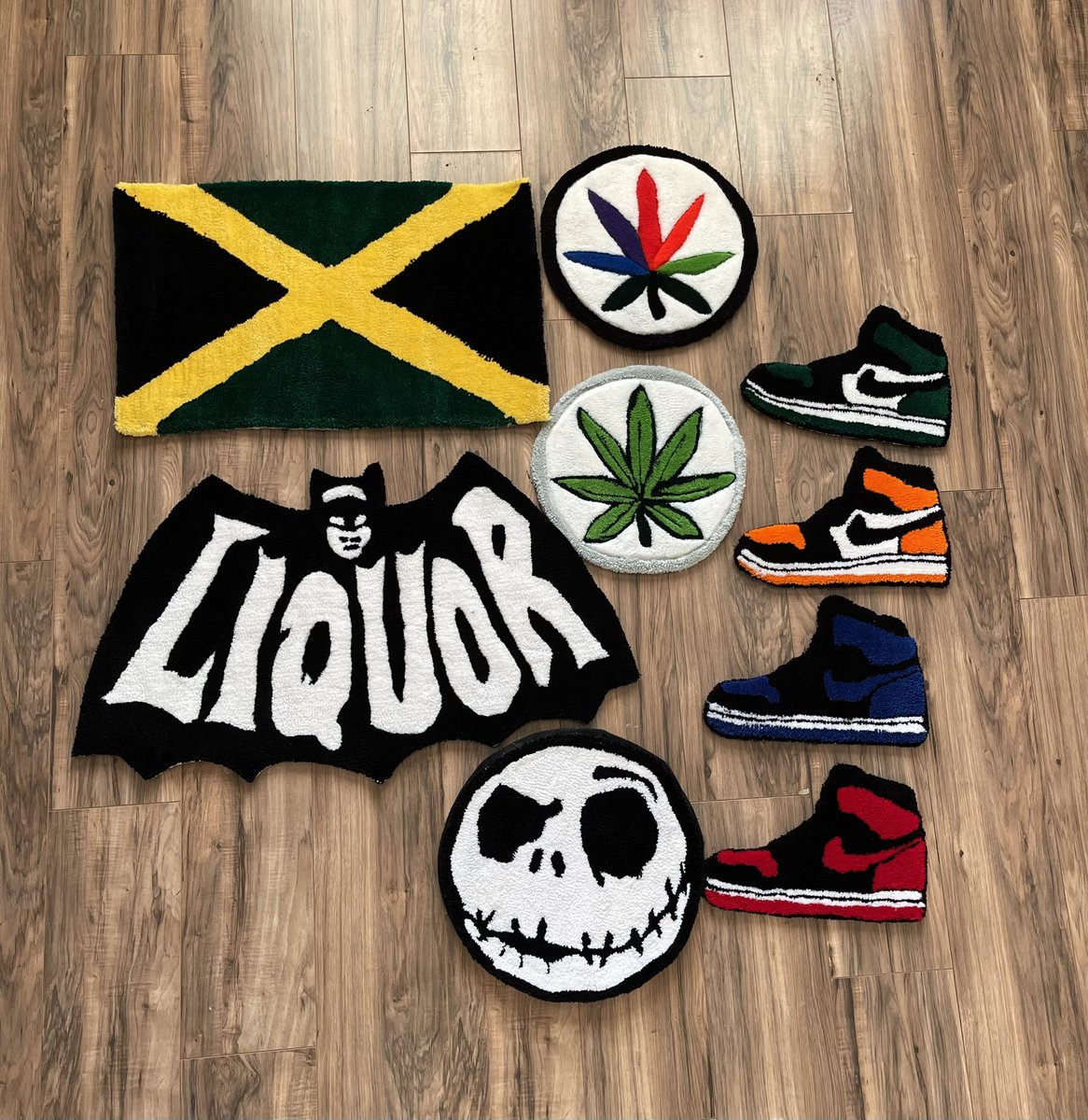 Gordonwill__'s tweet photo. A bunch of rugs that’s I have for sale https://t.co/lMrKYyehyS
