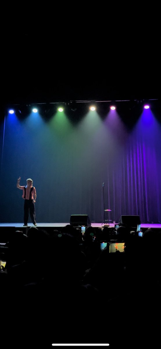 LivviRocca's tweet photo. @kurtisconner wait, you do stand up? Who’d a thought dude https://t.co/qmd6g5YQvg