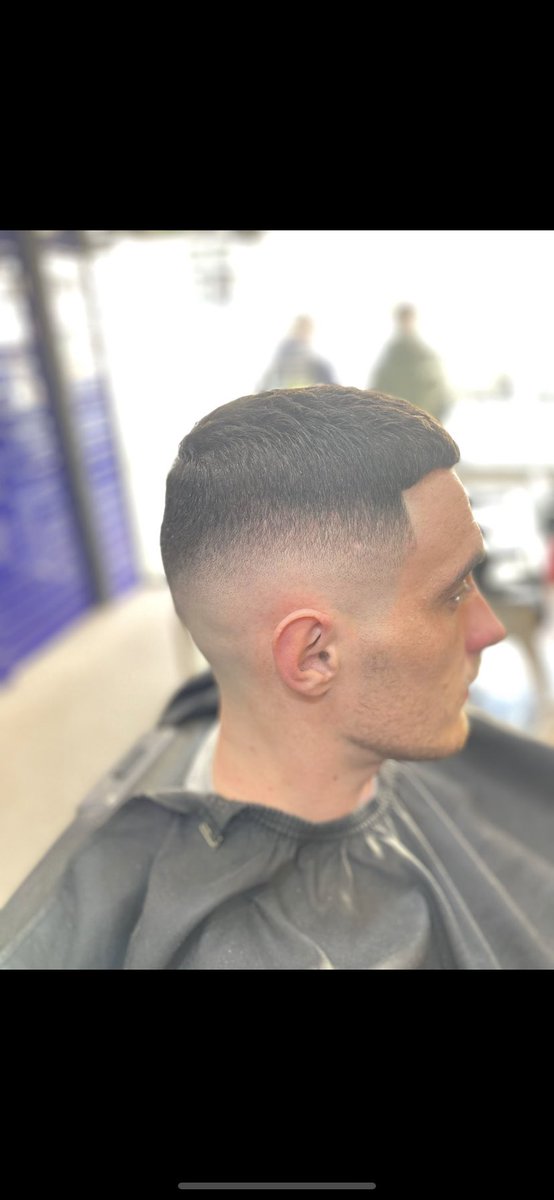 DocksBarber's tweet image. Skinfade at its best #skinfade #london #GrandNational2023 
#FACup #hairstyles