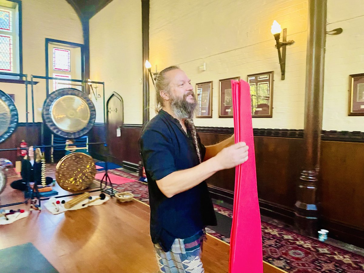 BlossomMcr's tweet photo. Wow the Gong Spa workshop today at beautiful Wythenshawe Hall was sublime ! One hour of peace and deep relaxation to the sound of gongs played by the master himself Martyn Cawthorne .What’s not like !
Back again on the 1st of July 🌸 https://t.co/Li3nnhHk0t